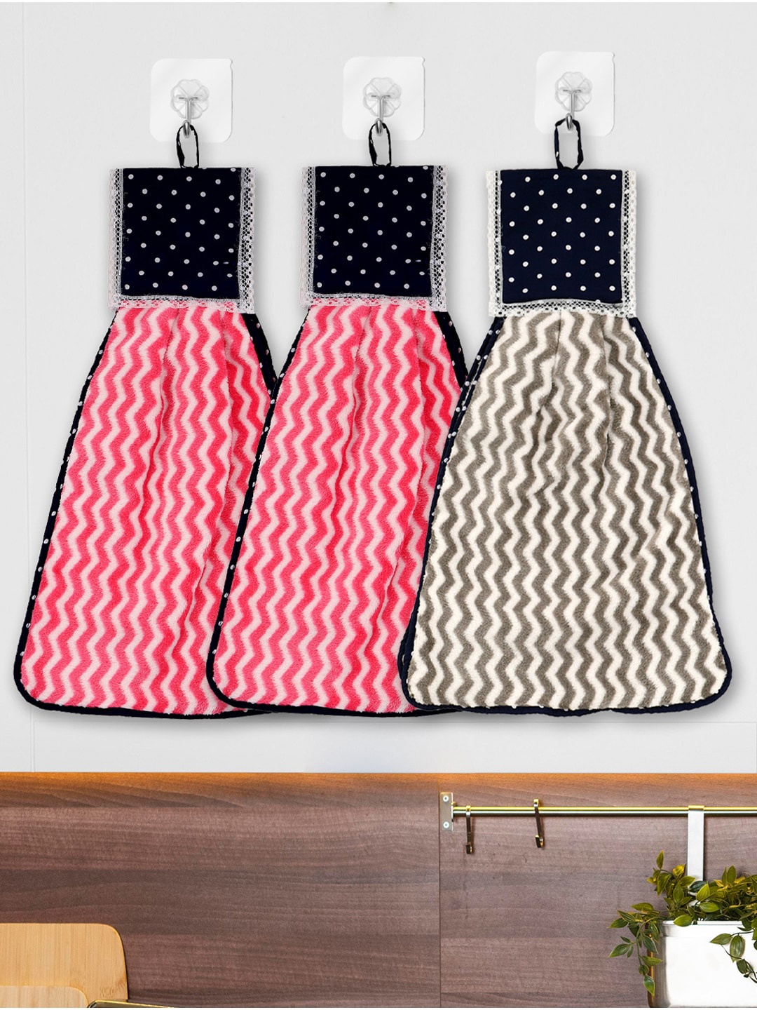 

Kuber Industries Pink and Brown 3 Pieces Hanging Napkin Kitchen Towels