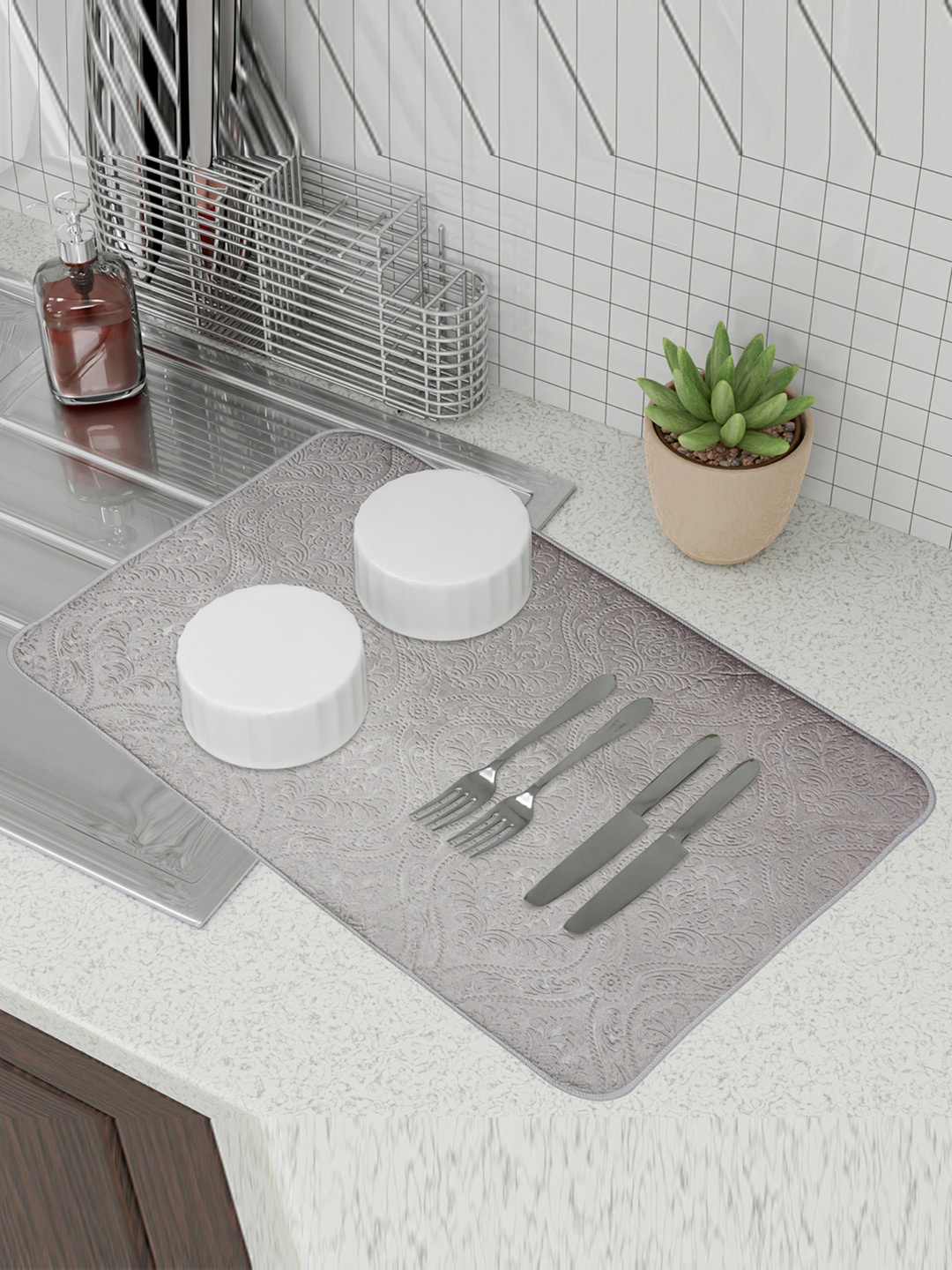 

Kuber Industries Grey 2 Pieces Kitchen Self Drying Microfiber Table Placemats