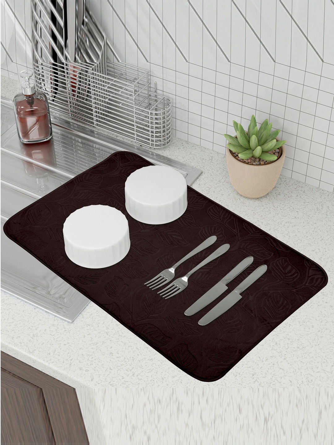 

Kuber Industries Blue & Brown 3 Pieces Kitchen Self Drying Microfiber Table Placemats