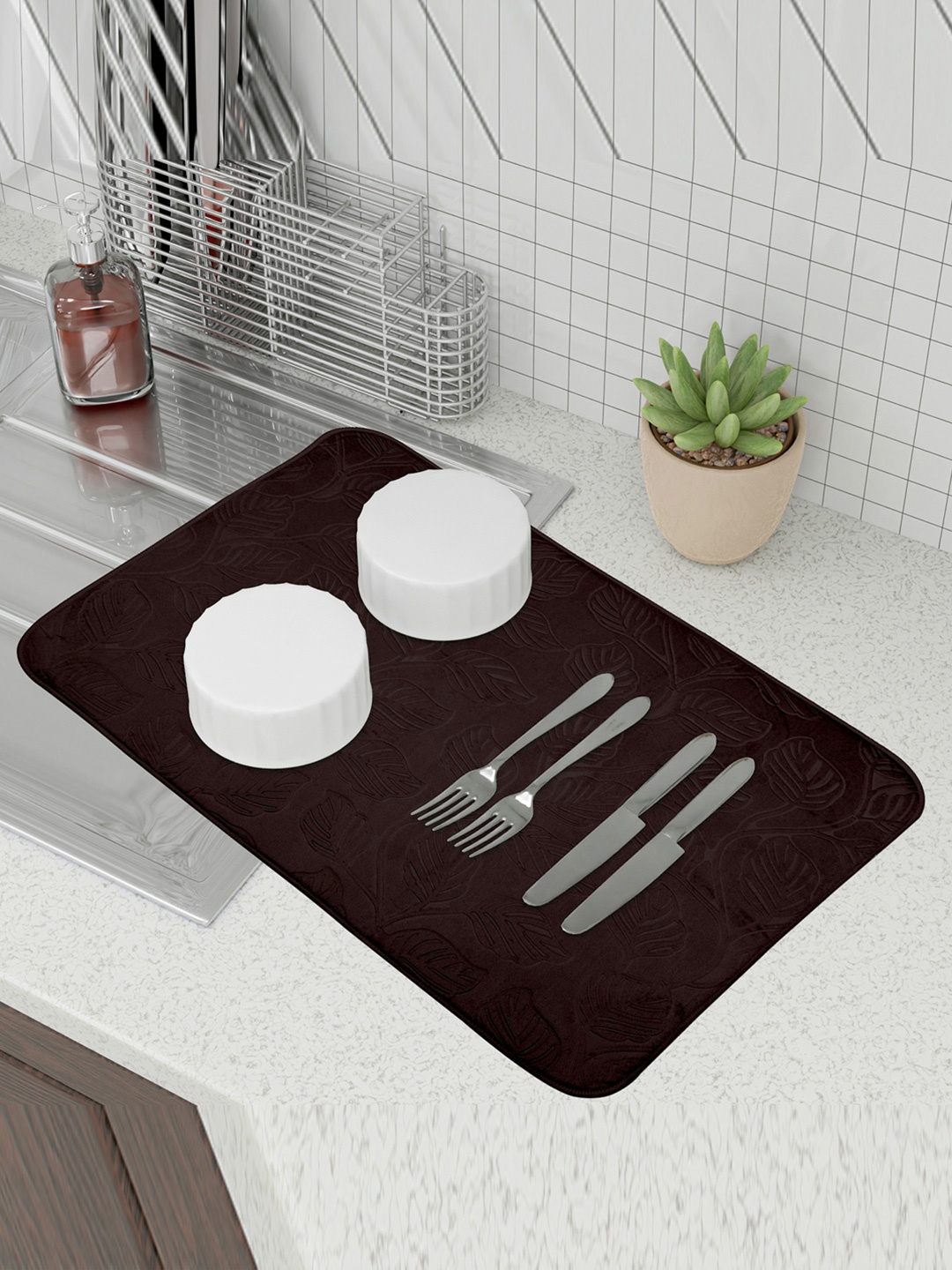 

Kuber Industries Brown & Off White 3 Pieces Kitchen Self Drying Microfiber Table Placemats