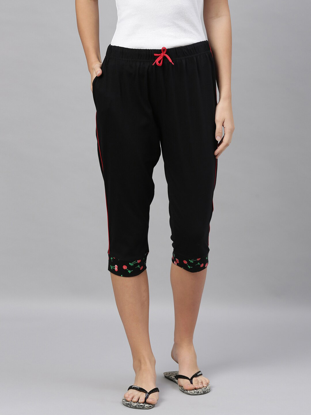 

Kryptic Women Relaxed Fit Pure Cotton Capris, Black