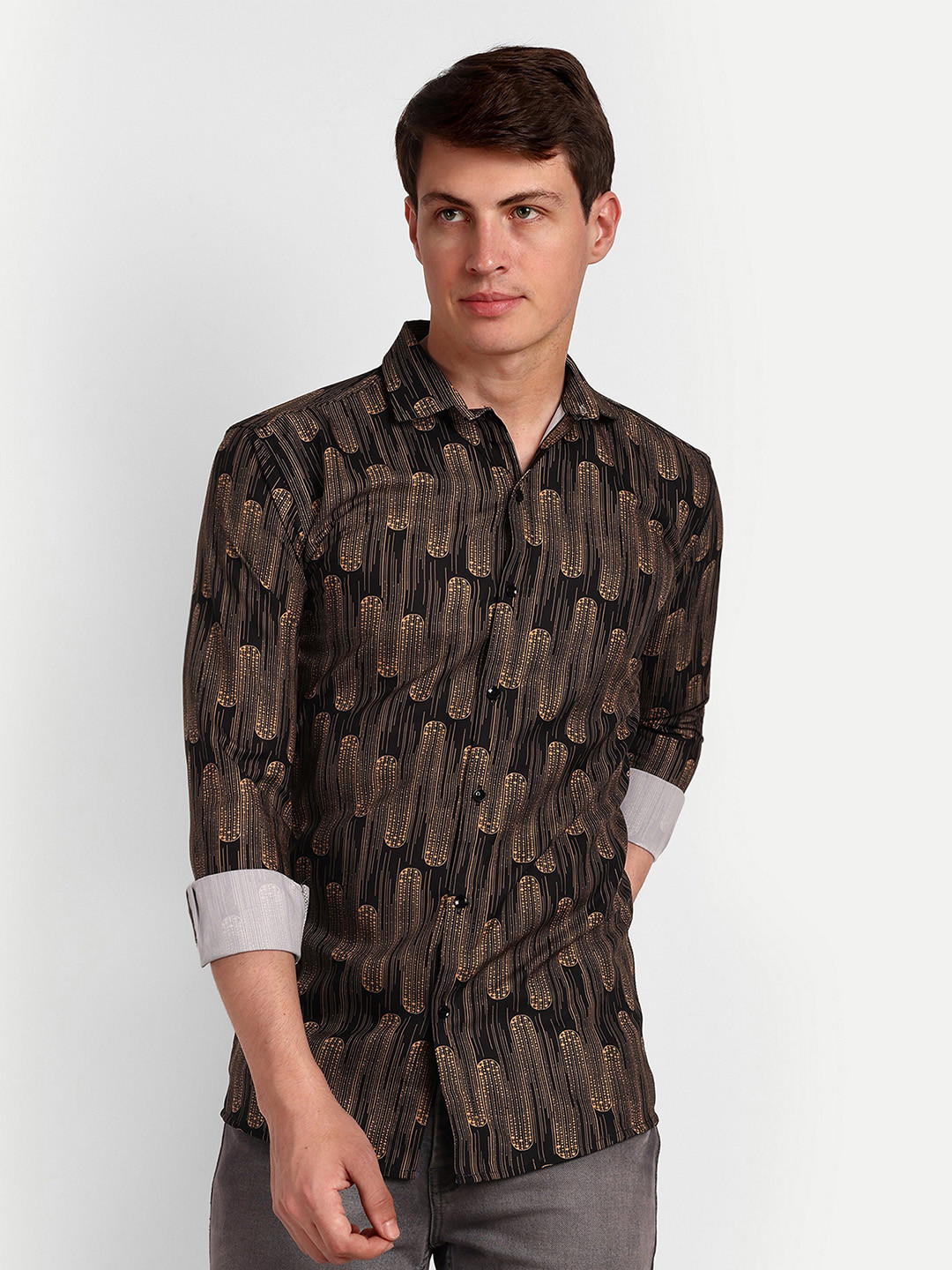 

COLORWINGS Comfort Slim Fit Geometric Printed Casual Shirt, Black