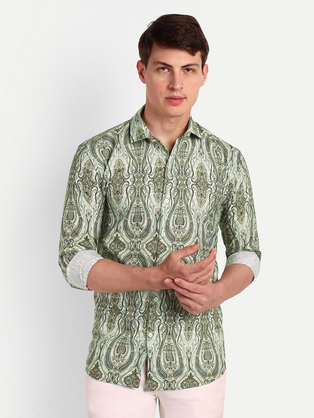 

COLORWINGS Comfort Slim Fit Ethnic Motifs Printed Casual Shirt, Green