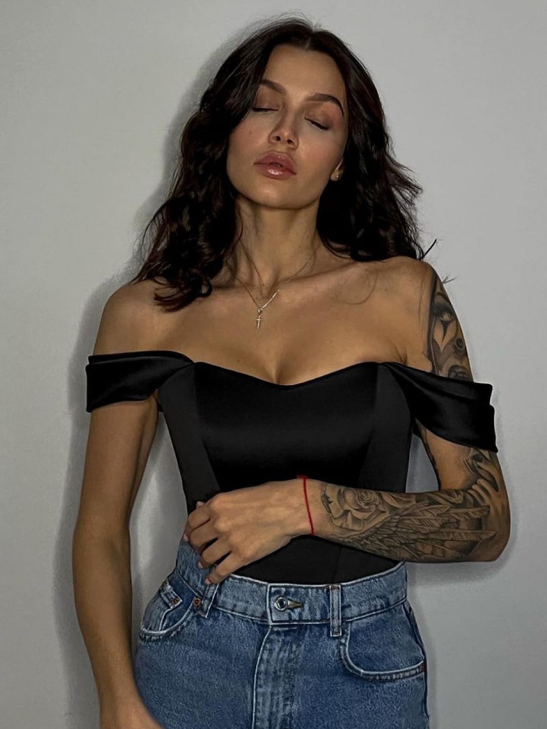 

StyleCast Black Off-Shoulder Bardot Top
