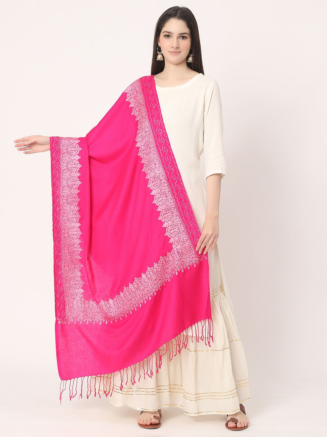 

Moda Chales Ethnic Motifs Embroidered Woollen Shawl, Pink