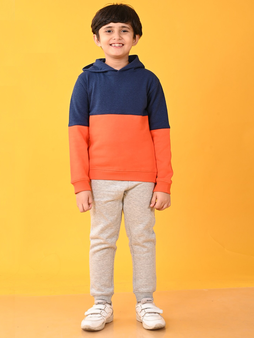 

Anthrilo Boys Hooded Top with Trousers, Navy blue