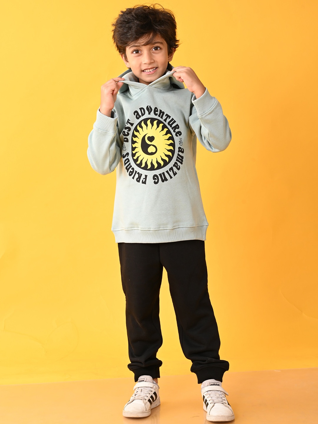 

Anthrilo Boys Graphic Printed Hooded T-shirt with Trousers, Grey