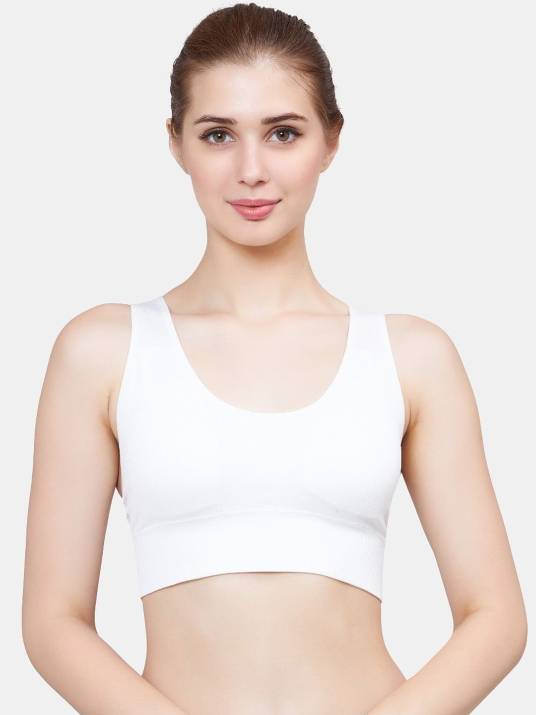

PLUMBURY Full Coverage All Day Comfort Removable Padding Rapid-Dry Workout Bra, White