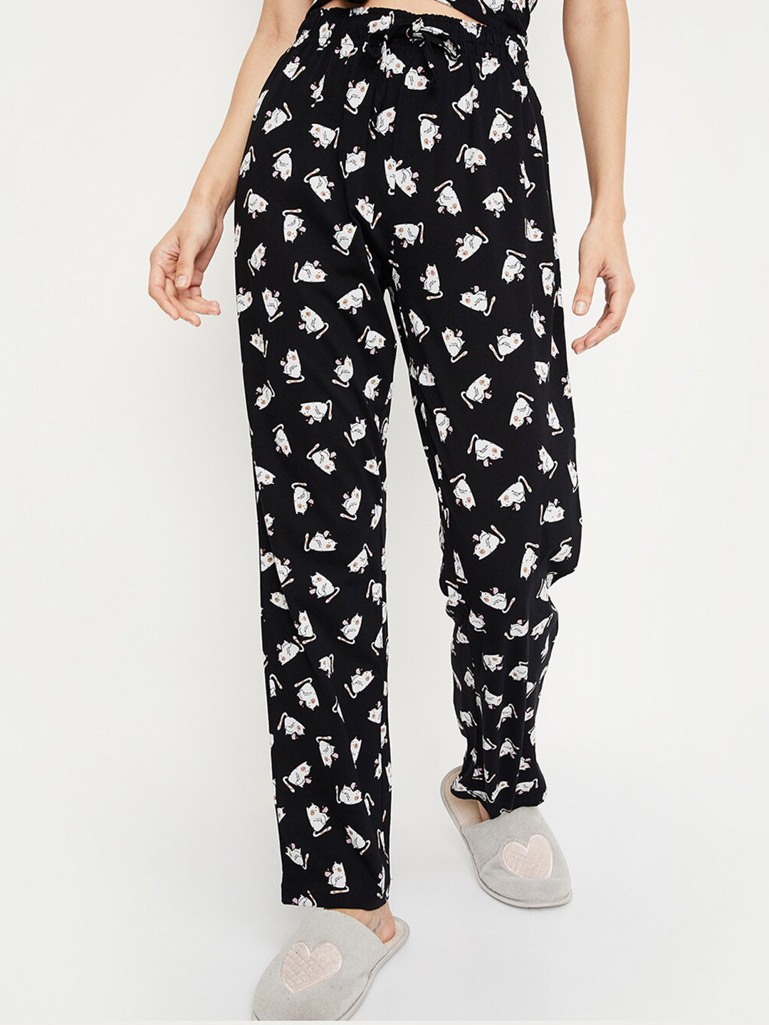 

max Conversational Printed Pure Cotton Night suit, Black
