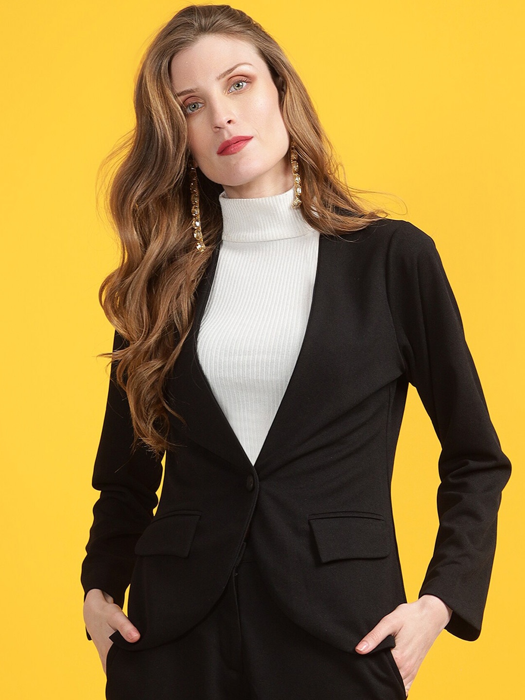 

Golden Kite Long Sleeved Single-Breasted Blazers, Black