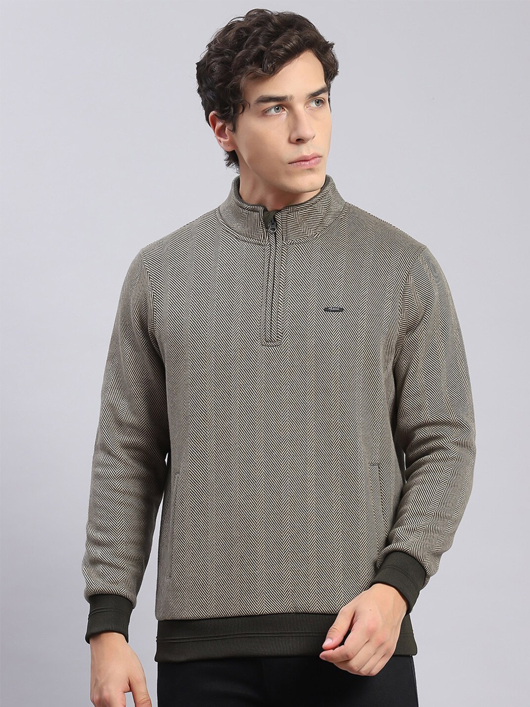 

Monte Carlo Geometric Printed Mock Collar Pullover Sweatshirt, Olive