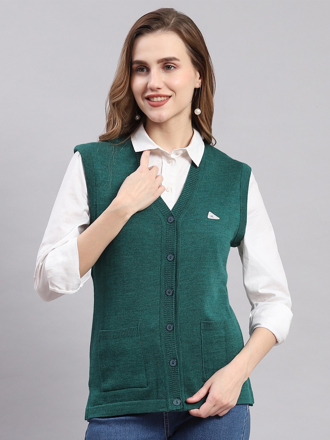 

Monte Carlo V-Neck Sleeveless Woollen Cardigan Sweaters, Green