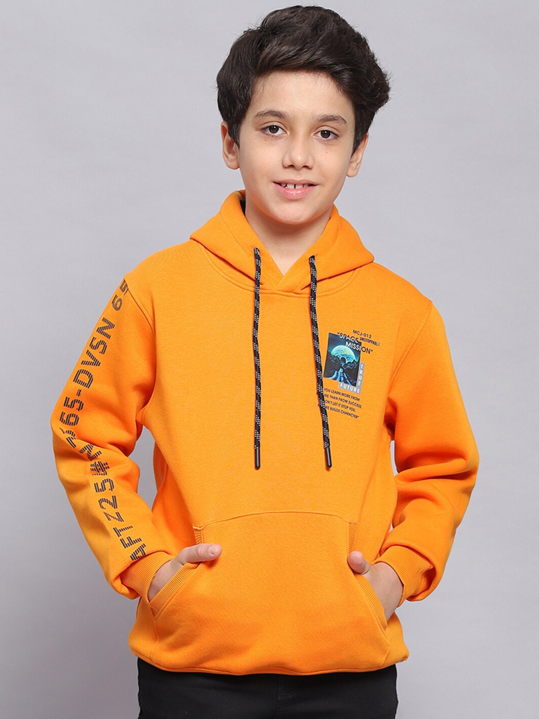 

Monte Carlo Boys Typography Printed Hooded Long Sleeve Pullover Sweatshirt, Orange