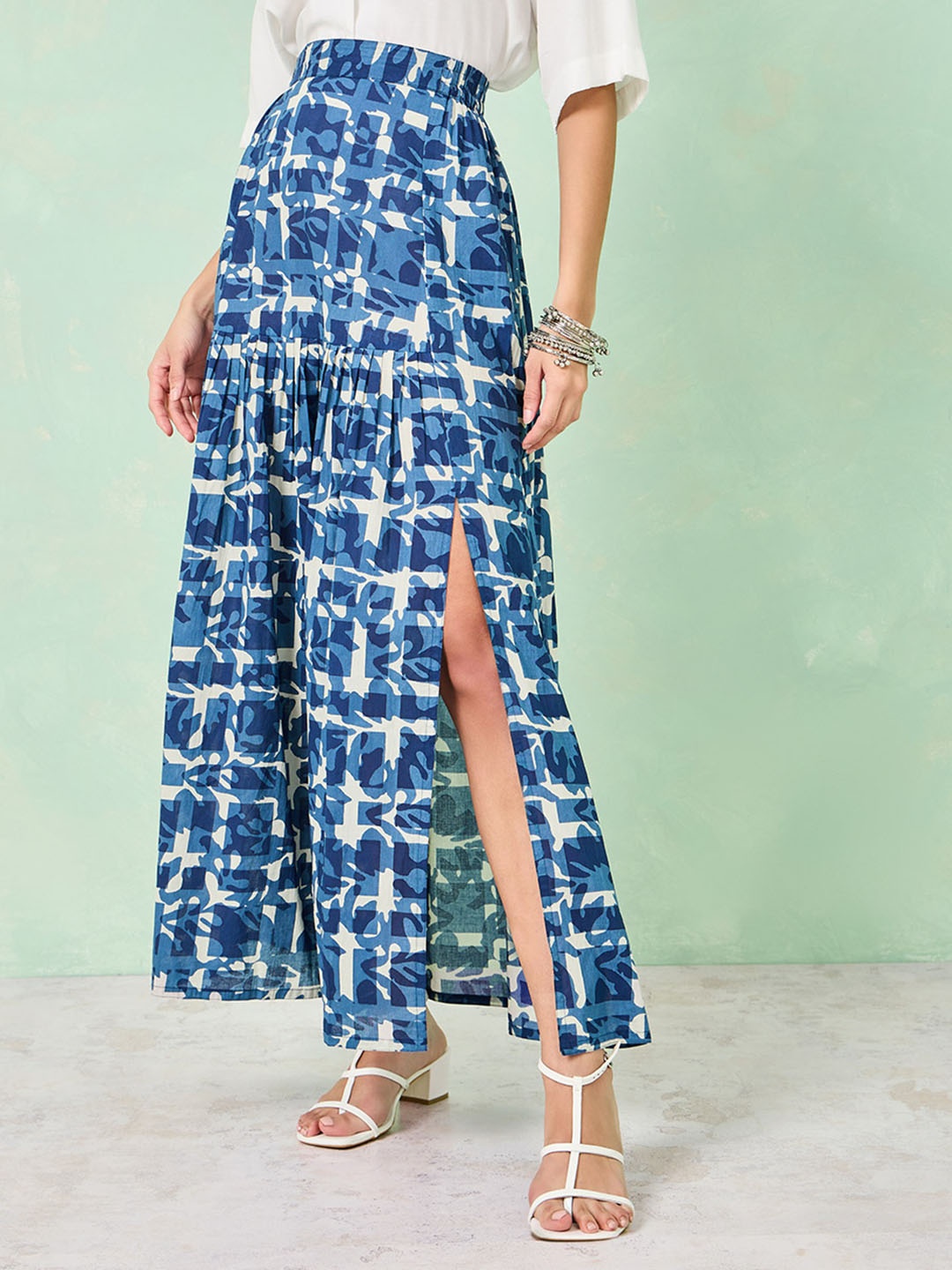 

Styli Abstract Printed Slit Flared Skirt, Blue
