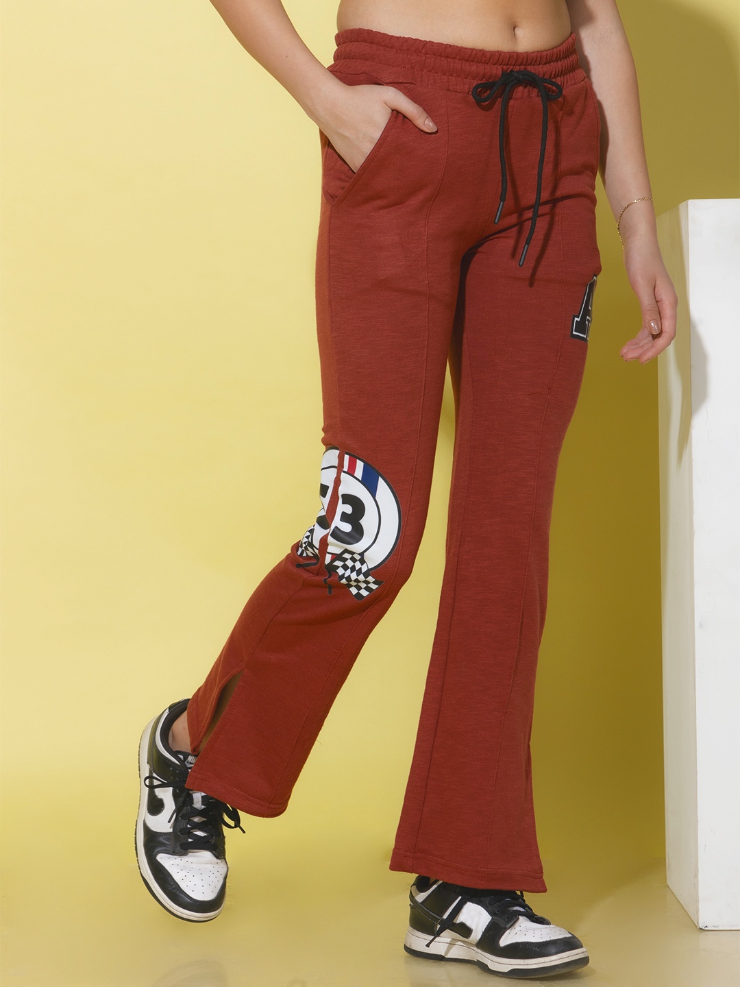 

Stylecast X Hersheinbox Women Printed Trousers, Maroon
