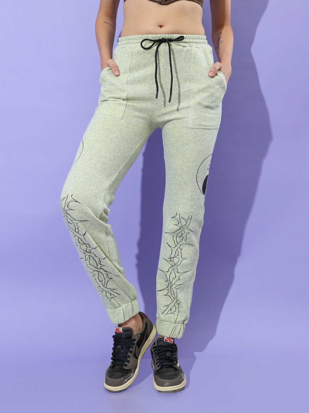 

Stylecast X Hersheinbox Women Pure Cotton Printed Joggers, Green