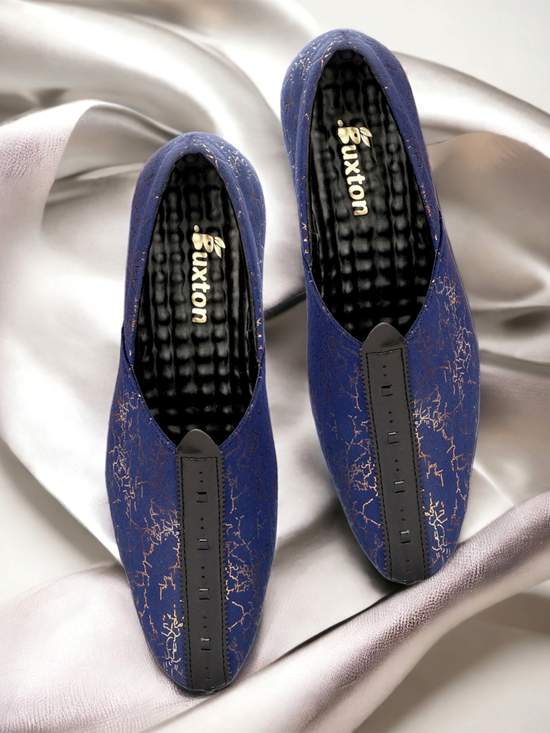 

Buxton Men Printed Lightweight Espadrilles, Blue