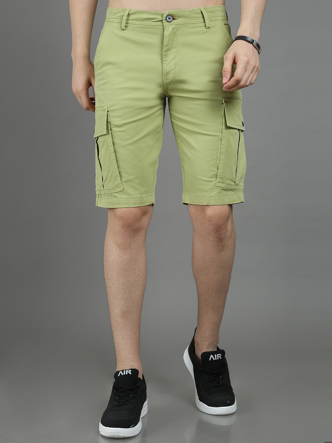 

Reslag Men Mid-Rise Cotton Cargo Shorts, Lime green