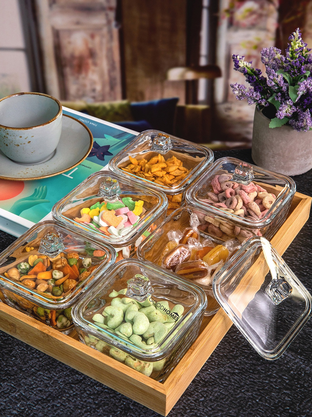 

GOODHOMES Transparent 6 Pieces Glass Candy Bowl With Lid & Wooden Tray Set