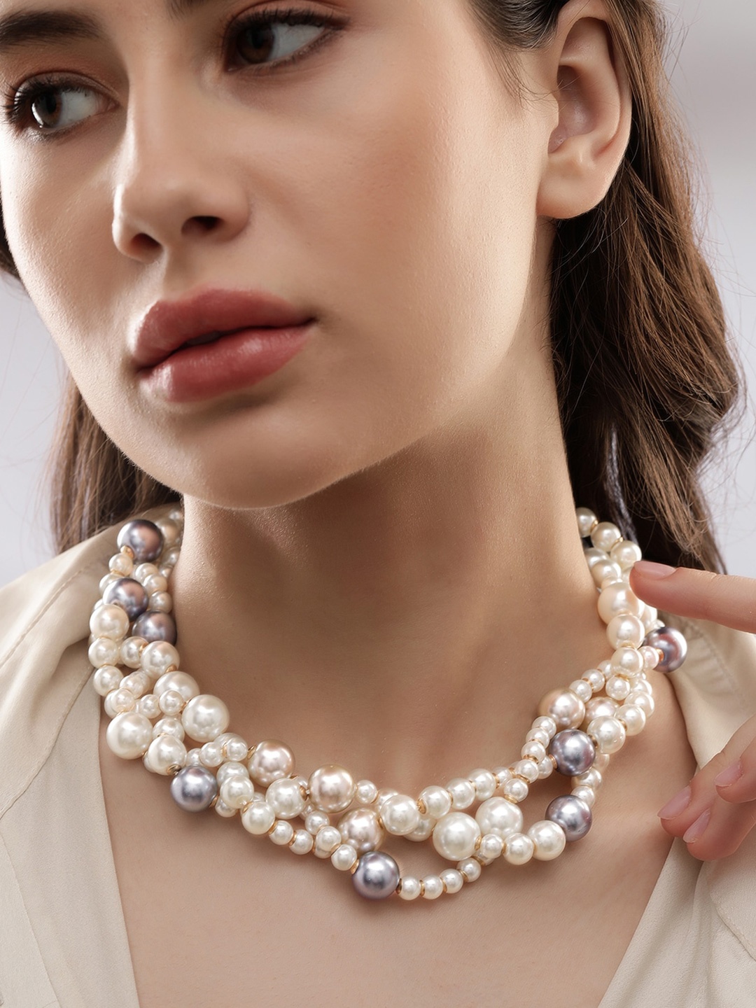 

Rubans White & Grey Gold-Plated Necklace