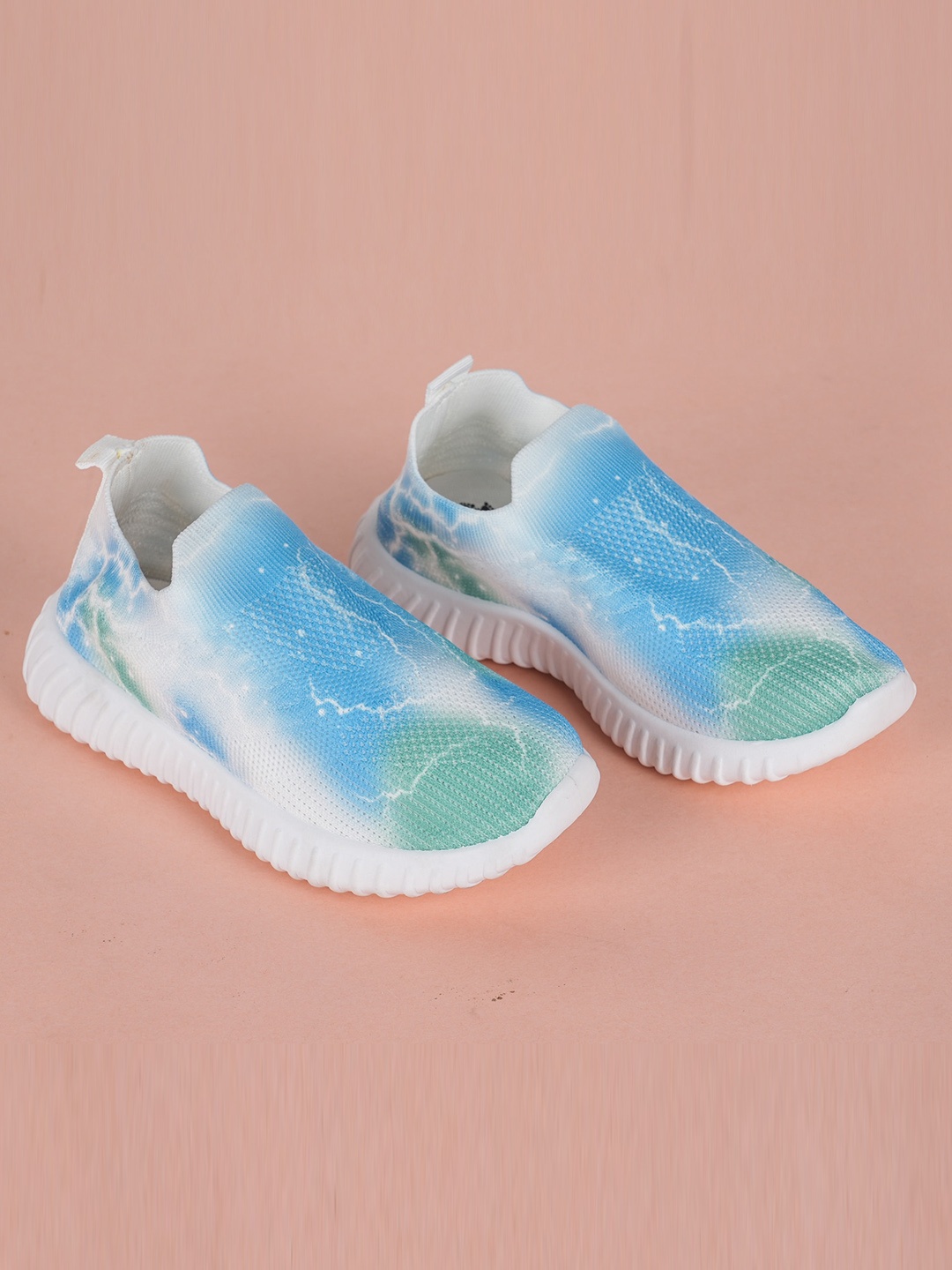 

FEETWELL SHOES Kids Printed Slip-On Sneakers, Blue