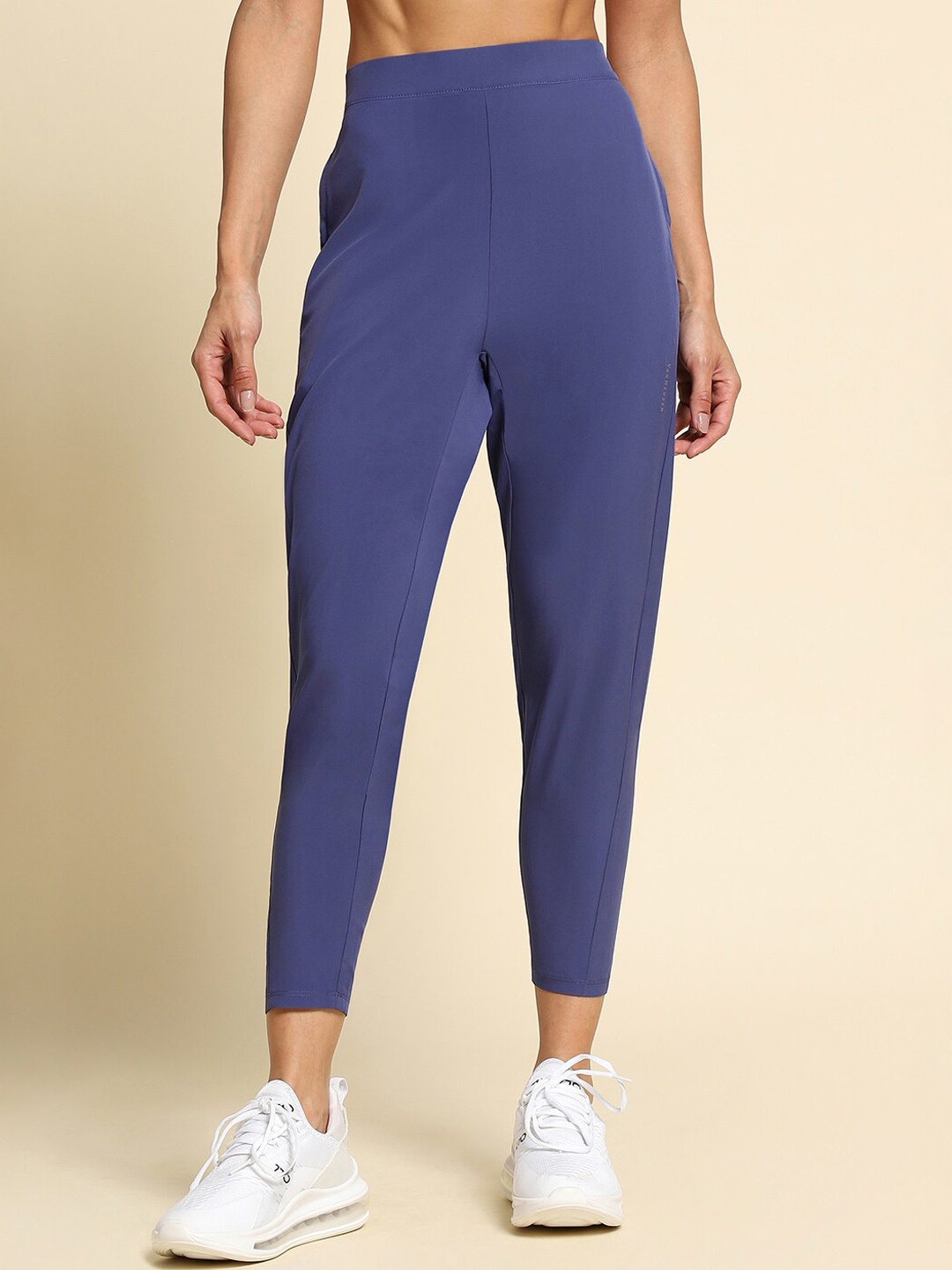 

Van Heusen Women Anti Bacterial Ankle Length Tights, Blue