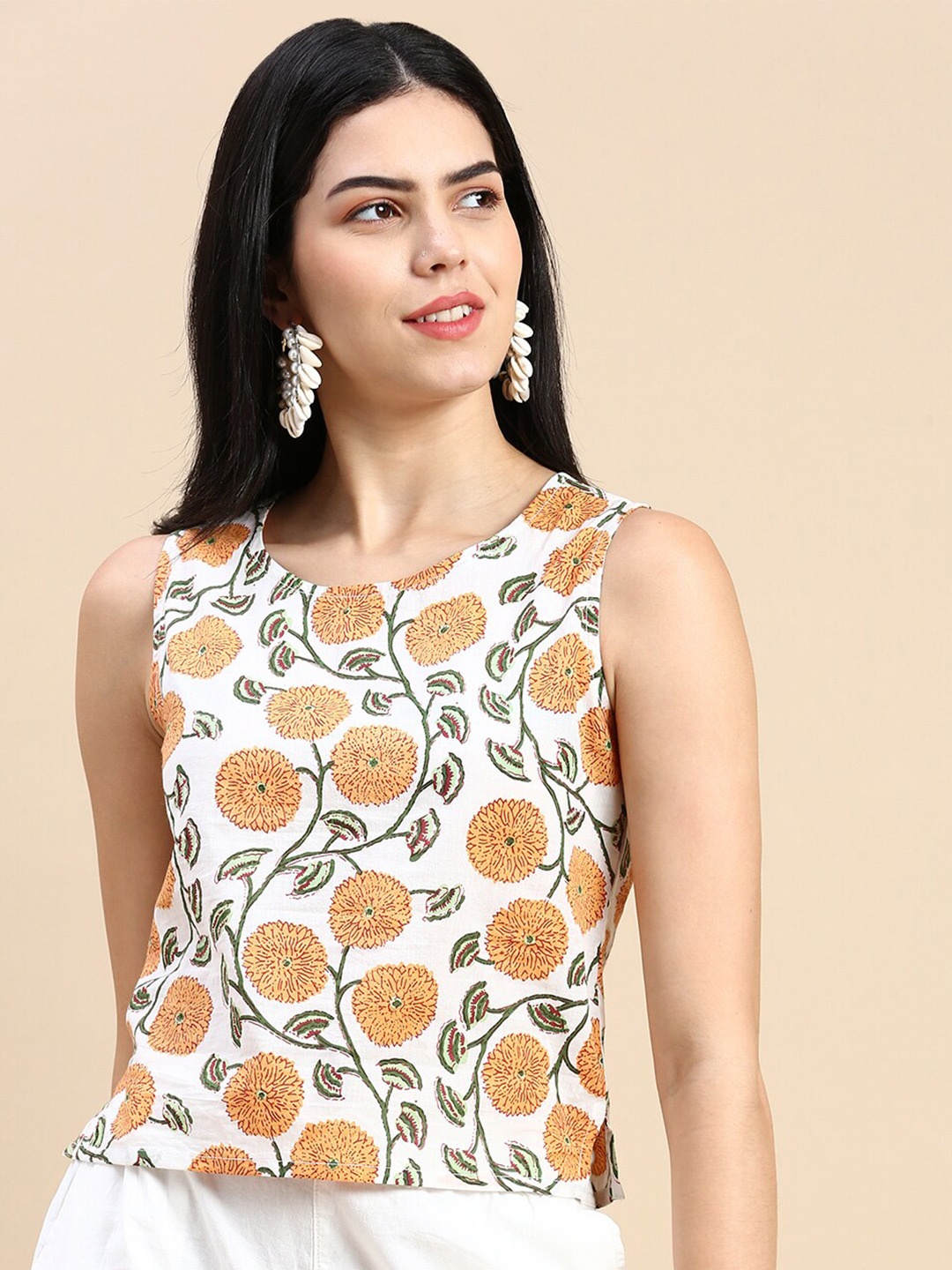 

De Moza Floral Printed Round Neck Cotton Top, White