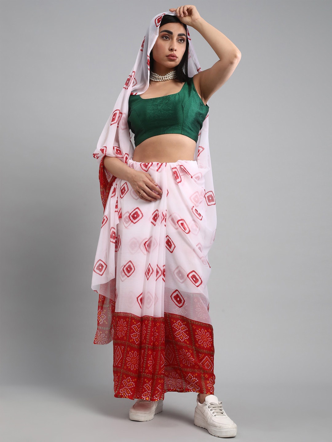 

Mitera White Red Bandhani Printed Poly Chiffon Bandhani Saree