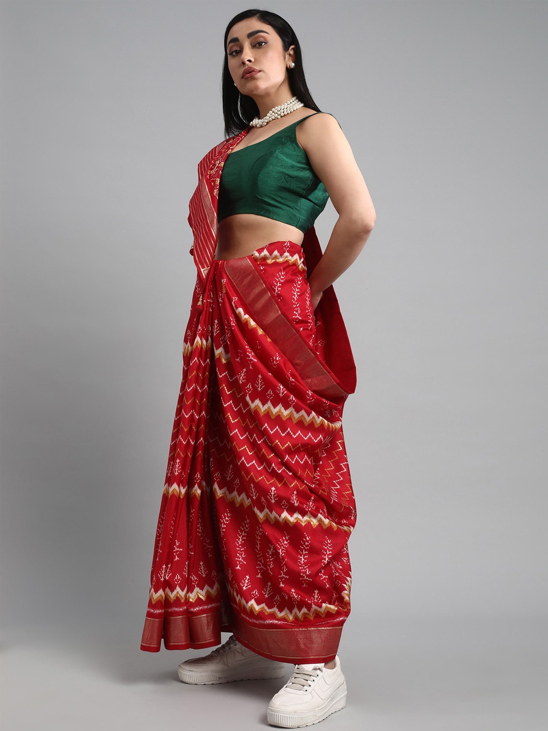 

Mitera Ethnic Motifs Woven Design Zari Ikat Saree, Pink