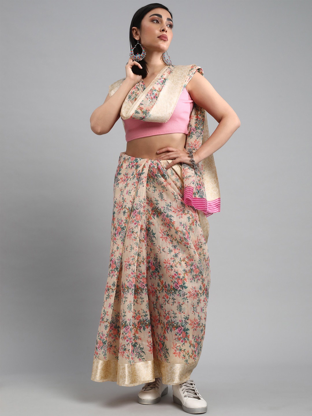 

Mitera Floral Printed Dabu Saree, Cream