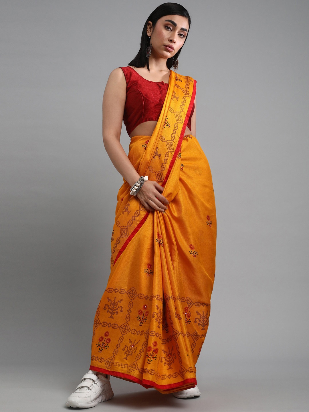 

Mitera Ethnic Motifs Printed Jute Silk Saree, Yellow