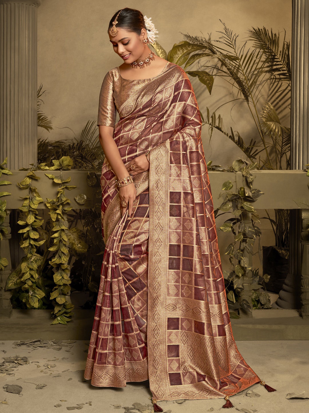 

Saree mall Ethnic Motifs Woven Design Zari Organza Banarasi Saree, Burgundy