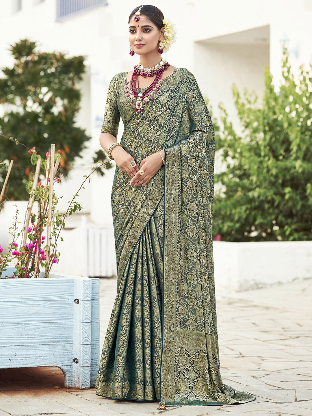 

Saree mall Ethnic Motifs Woven Design Zari Pure Silk Bandhani Sarees, Teal