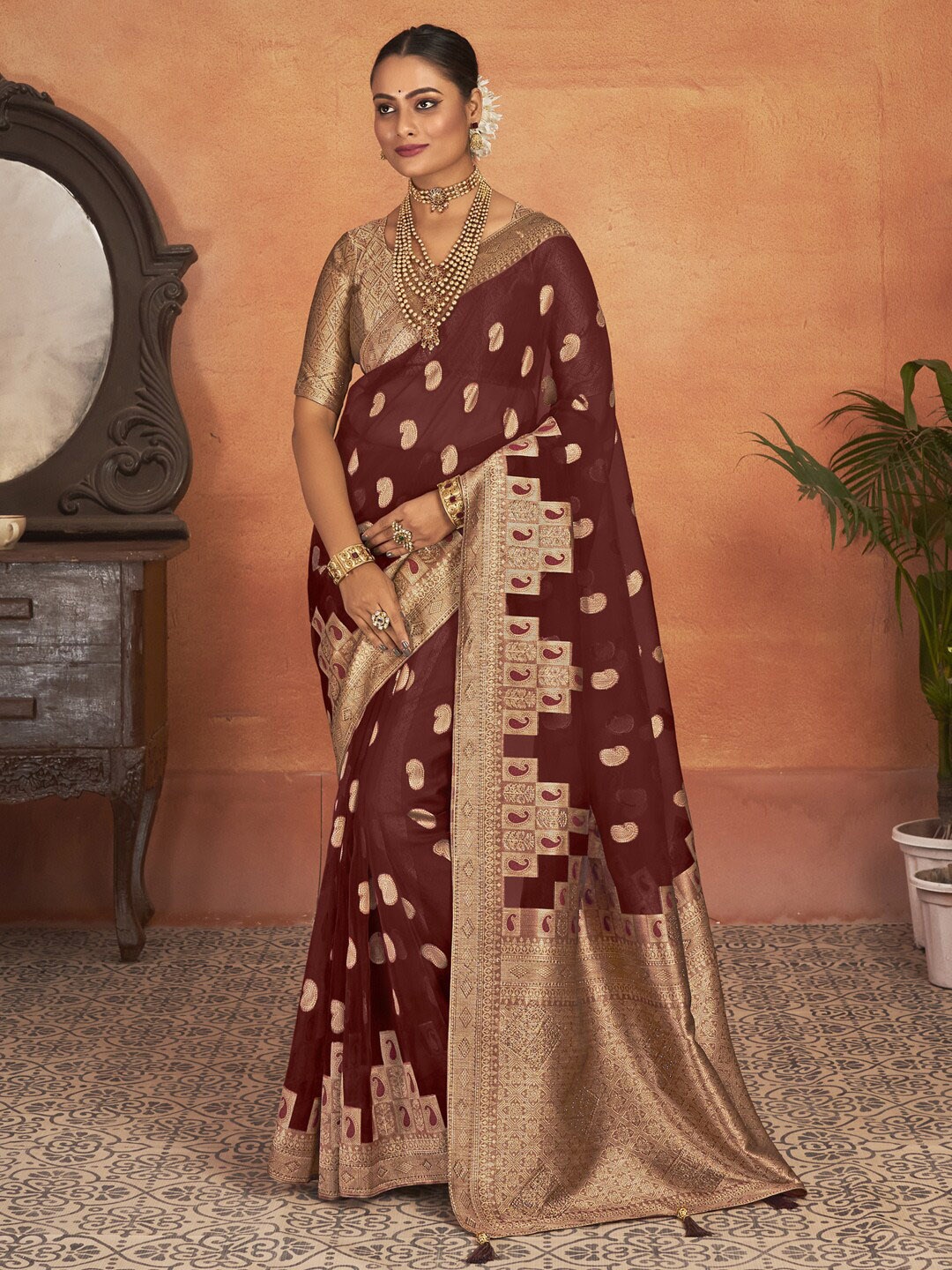 

Saree mall Paisley Woven Design Zari Banarasi Saree, Brown