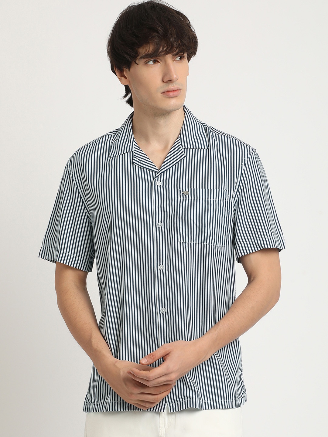 

THE BEAR HOUSE Slim Fit Striped Cuban Collar Casual Shirt, Blue