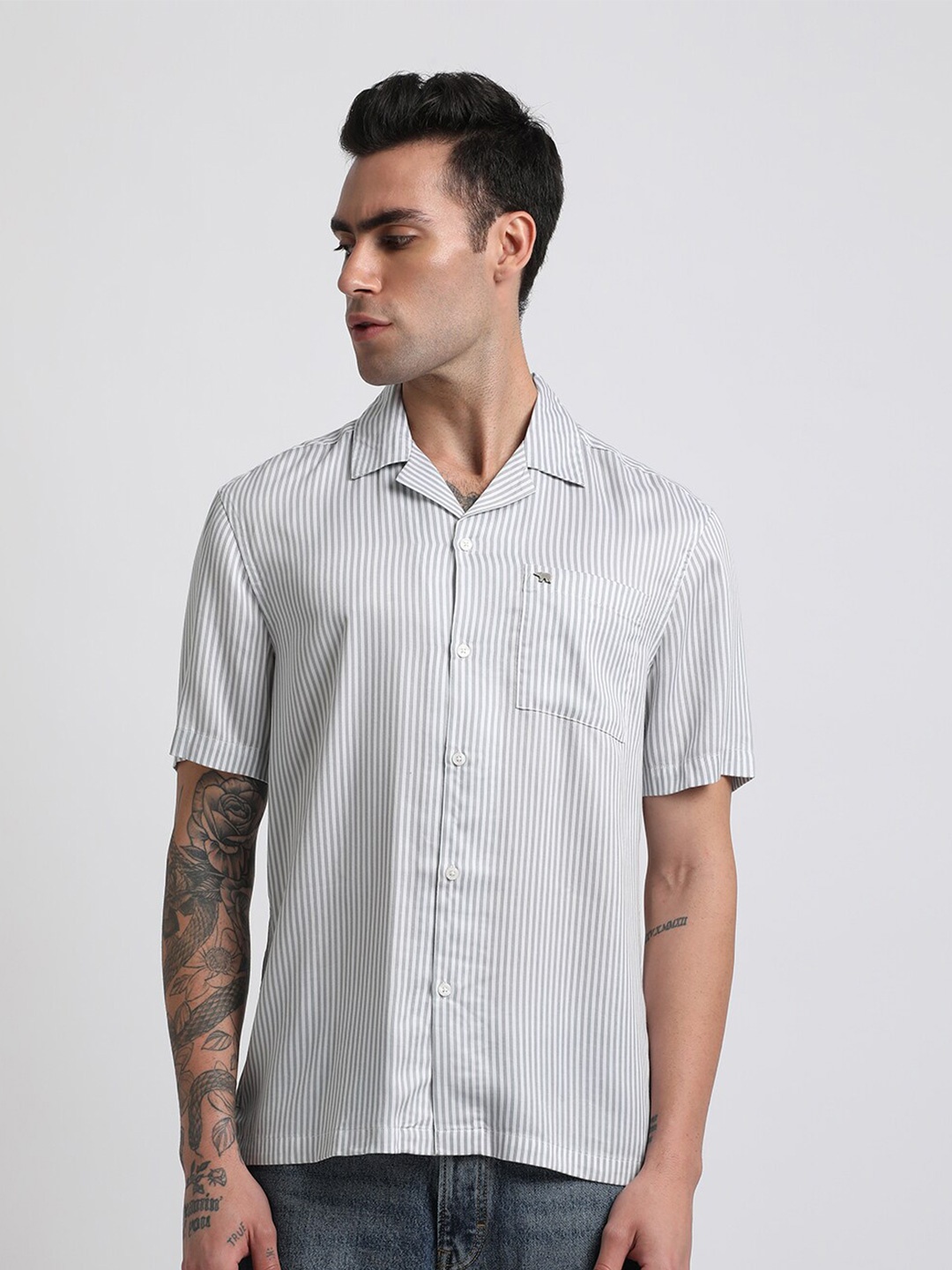 

THE BEAR HOUSE Slim Fit Striped Cuban Collar Casual Shirt, Grey