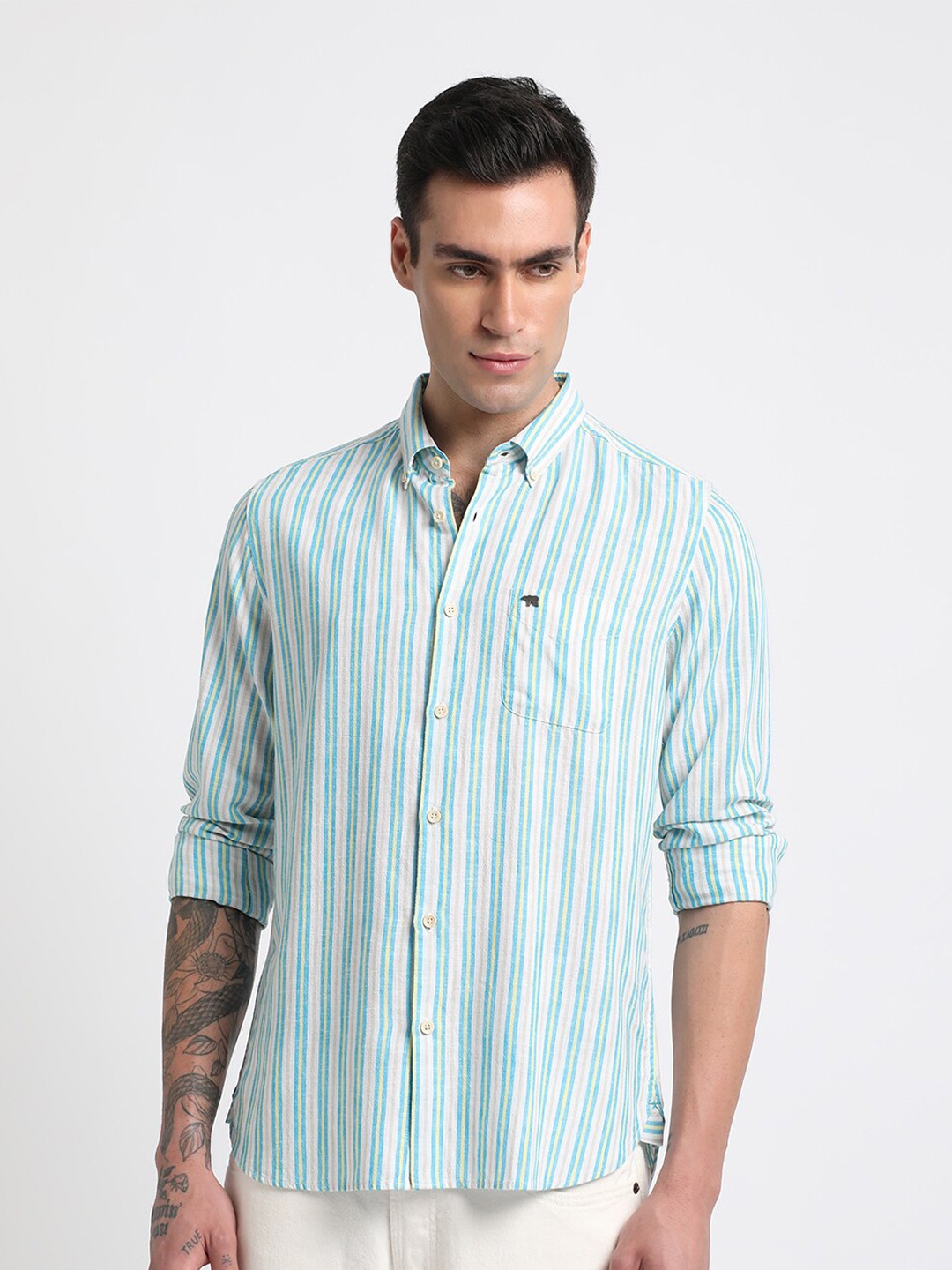 

THE BEAR HOUSE Slim Fit Button Down Collar Vertical Stripes Cotton Casual Shirt, Blue