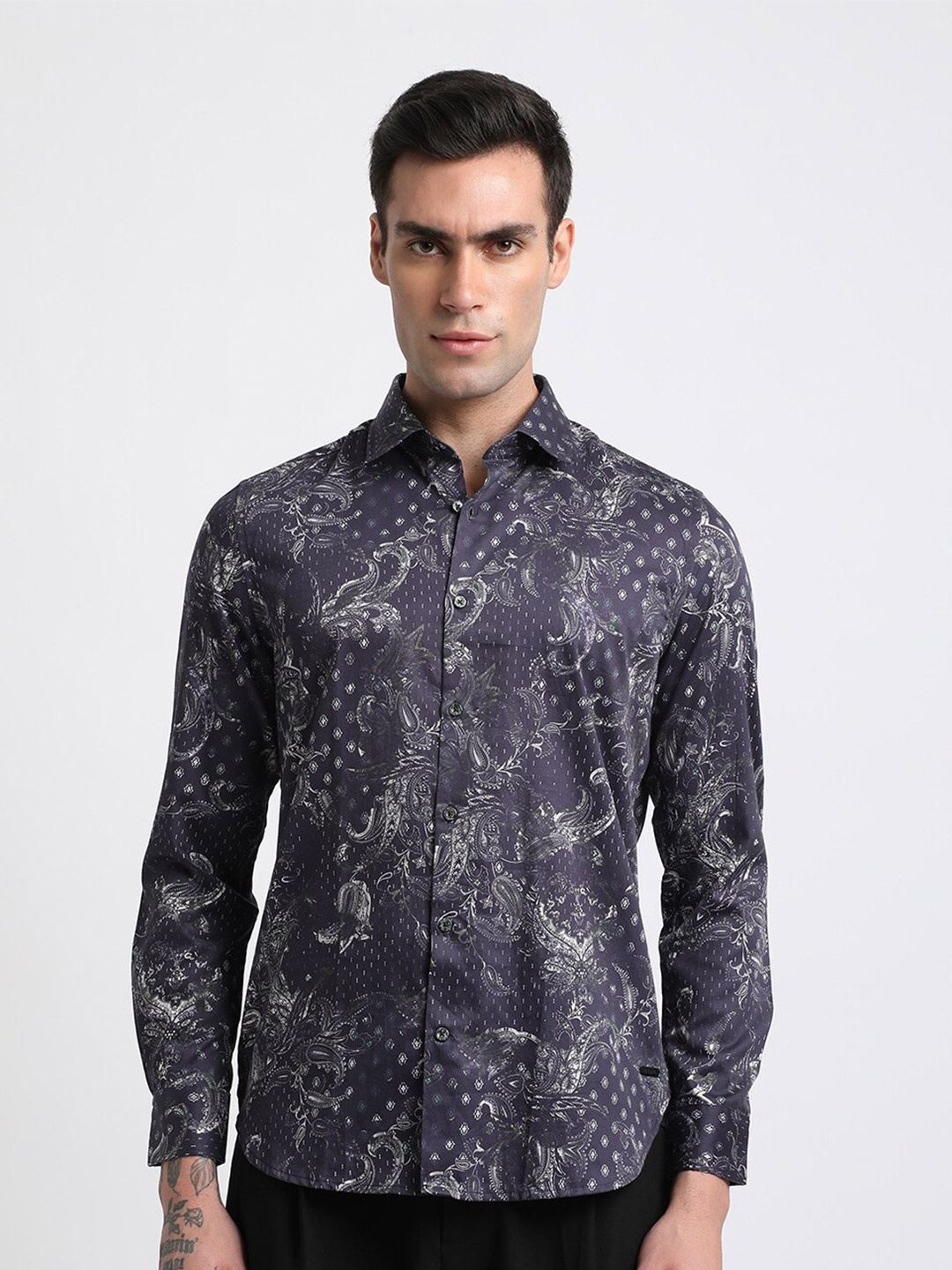 

THE BEAR HOUSE Floral Printed Slim Fit Pure Cotton Casual Shirt, Purple