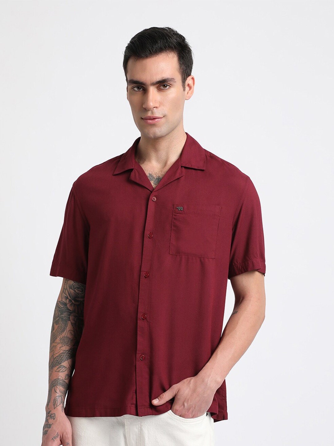 

THE BEAR HOUSE Slim Fit Opaque Casual Shirt, Maroon