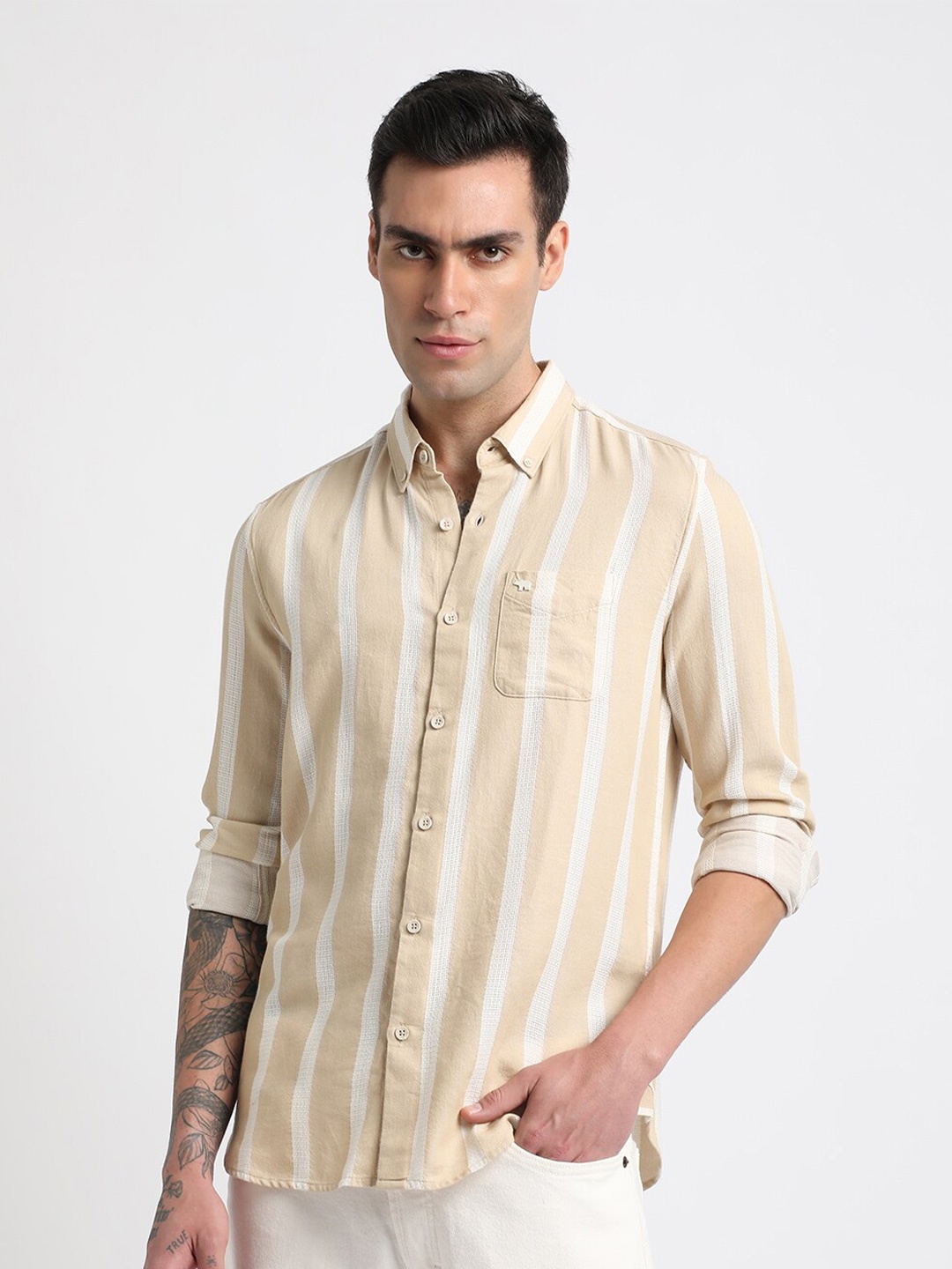 

THE BEAR HOUSE Slim Fit Striped Casual Shirt, Beige