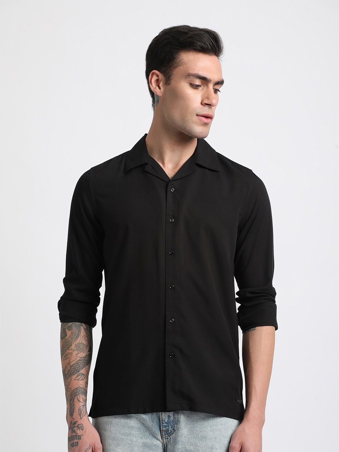 

THE BEAR HOUSE Slim Fit Cuban Collar Long Sleeve Casual Shirt, Black
