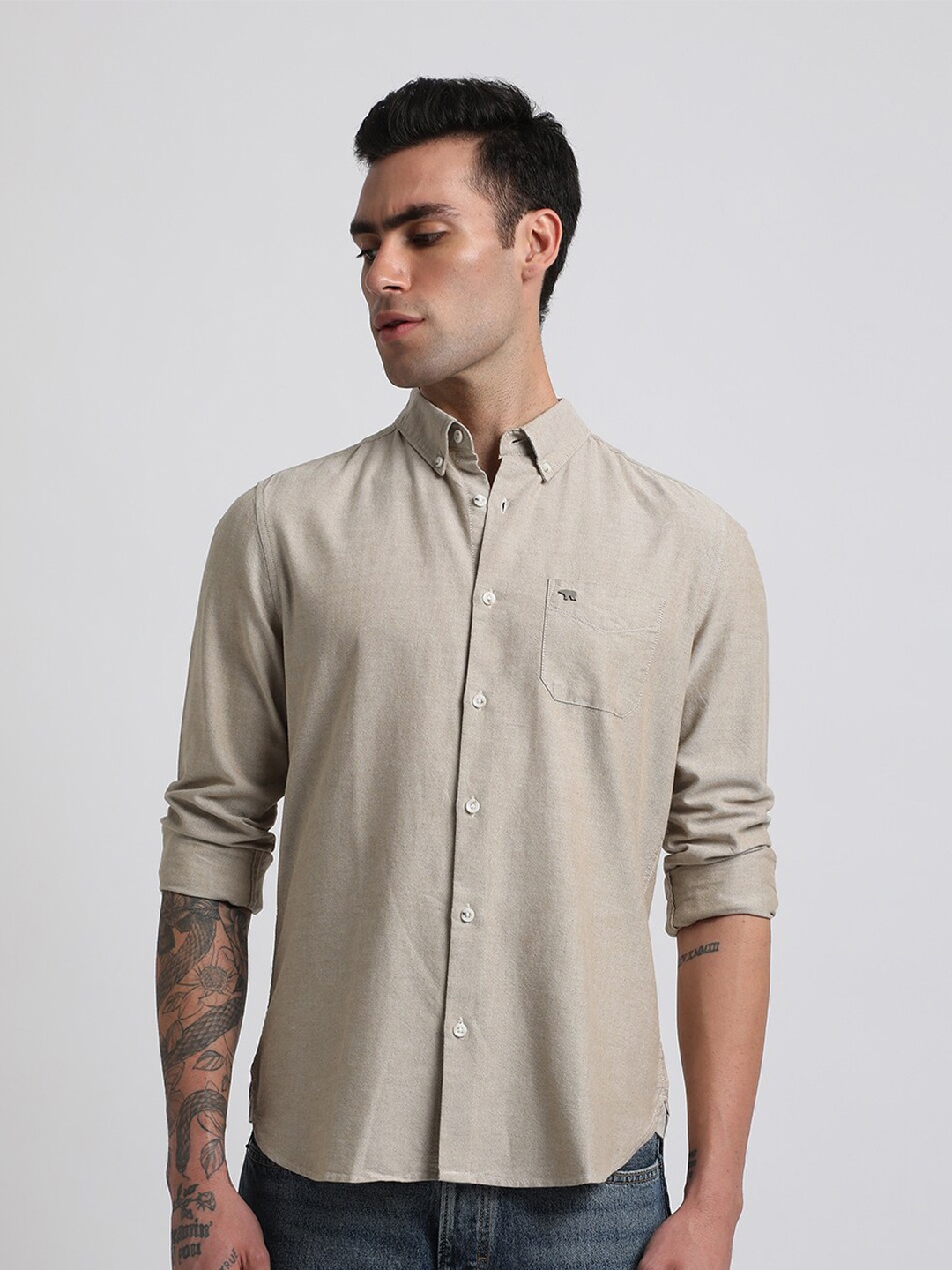 

THE BEAR HOUSE Slim Fit Opaque Oxford Pure Cotton Casual Shirt, Beige