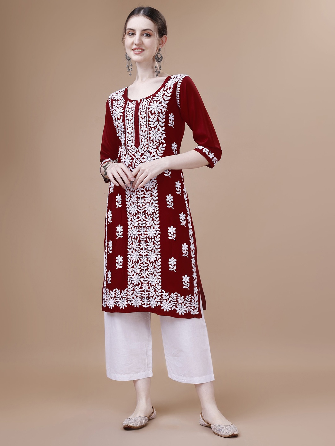 

SAZRIKA Floral Embroidered Chikankari Straight Kurta, Maroon