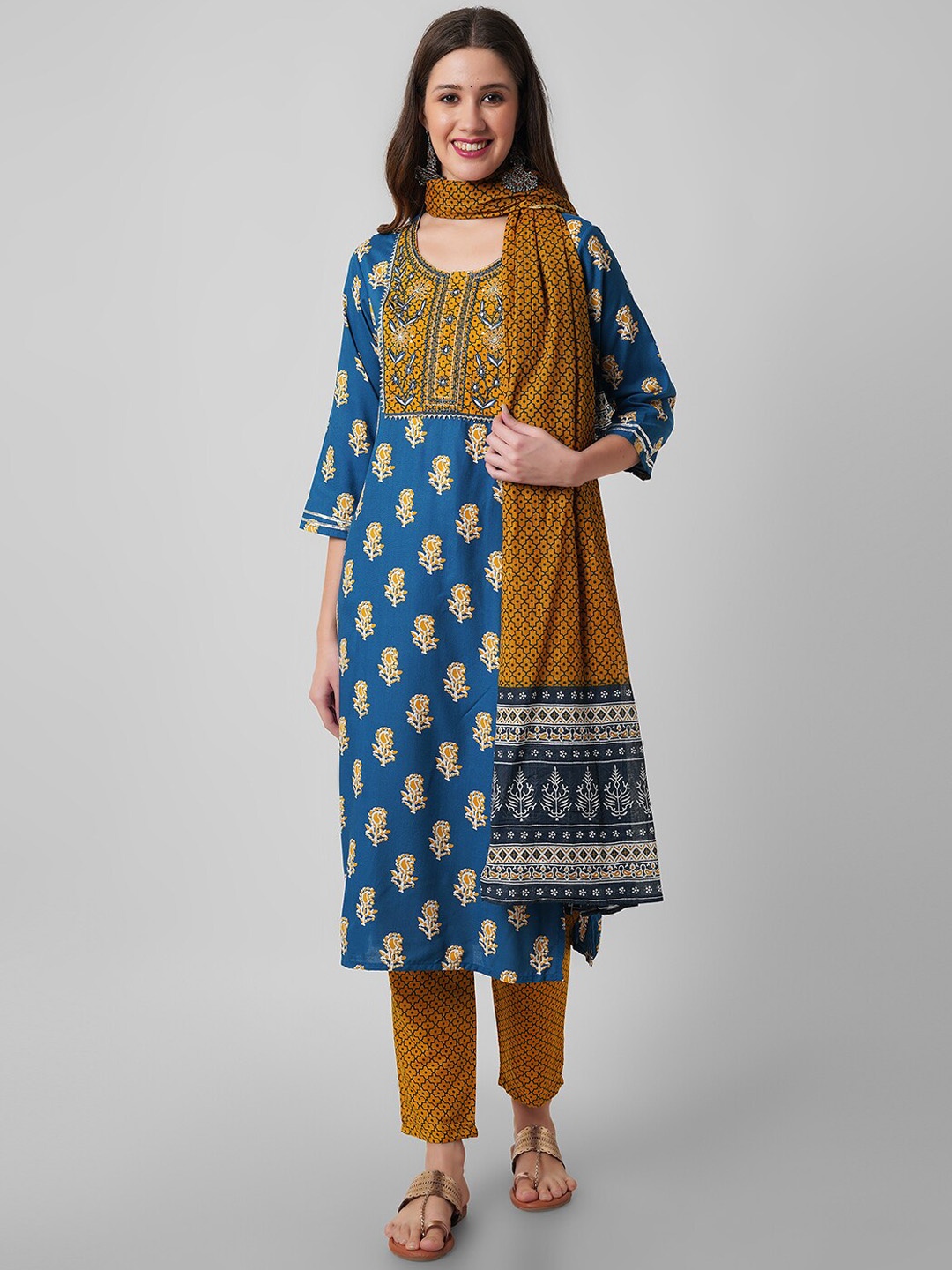 

Amayra Women Ethnic Motifs Printed Regular Gotta Patti Kurta With Trousers & Dupatta, Blue