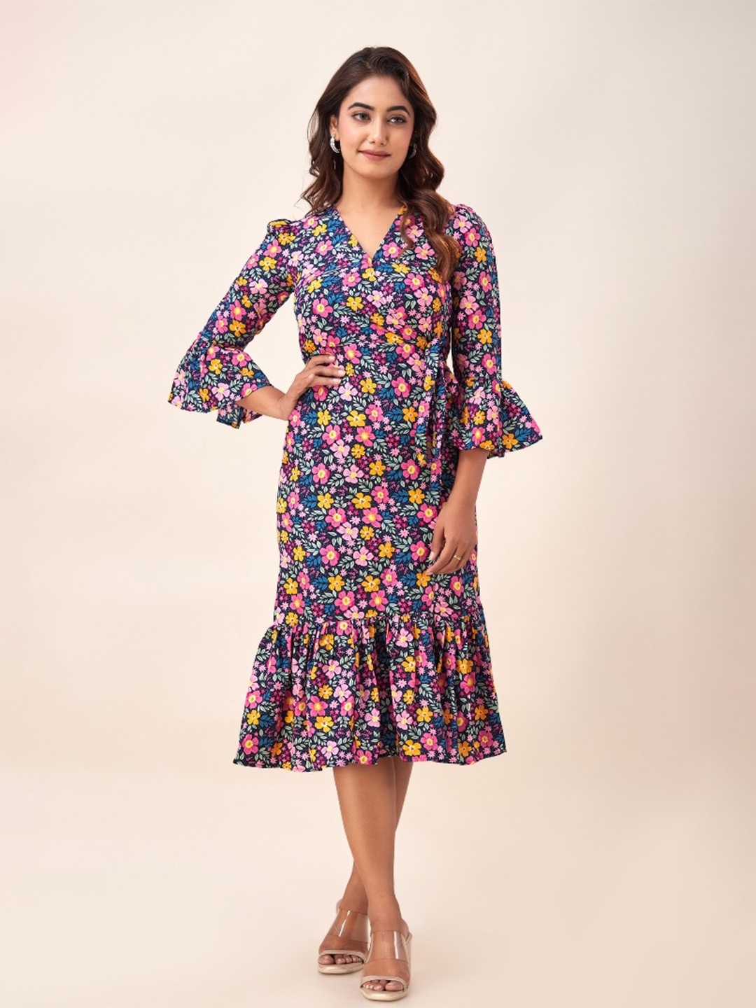 

SVARCHI Floral Printed V-Neck Bell Sleeve Tie Up Wrap Dress, Blue
