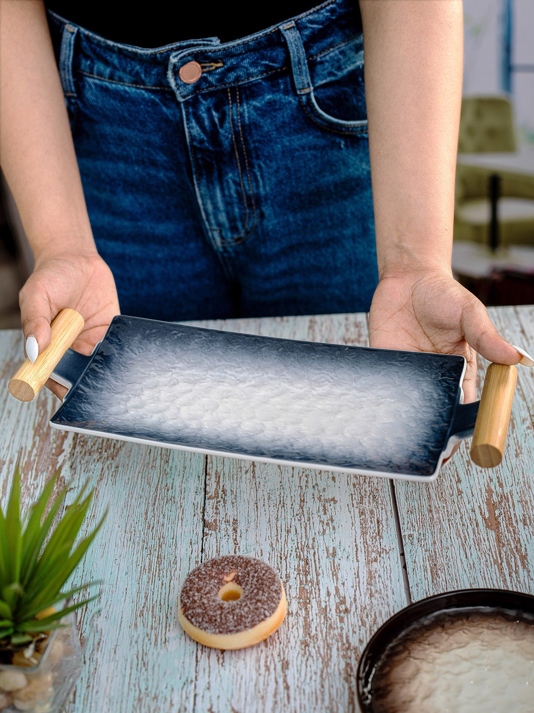 

White Gold Teal Blue & White Ombre-Effect Serving Plate With Wooden Handles