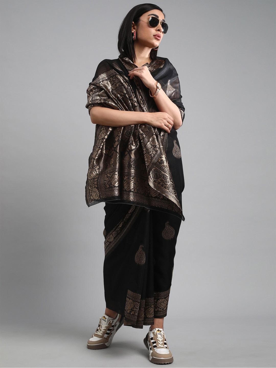 

Mitera Ethnic Motifs Woven Design Zari Poly Linen Banarasi Saree, Black