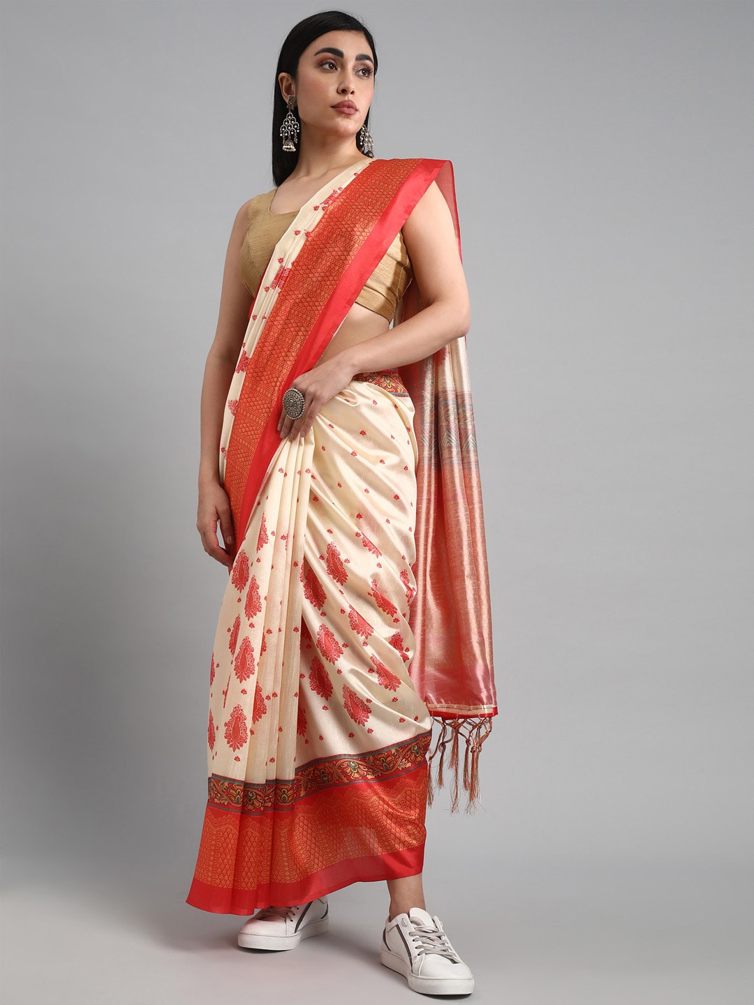 

Mitera Ethnic Motifs Printed Zari Saree, Off white