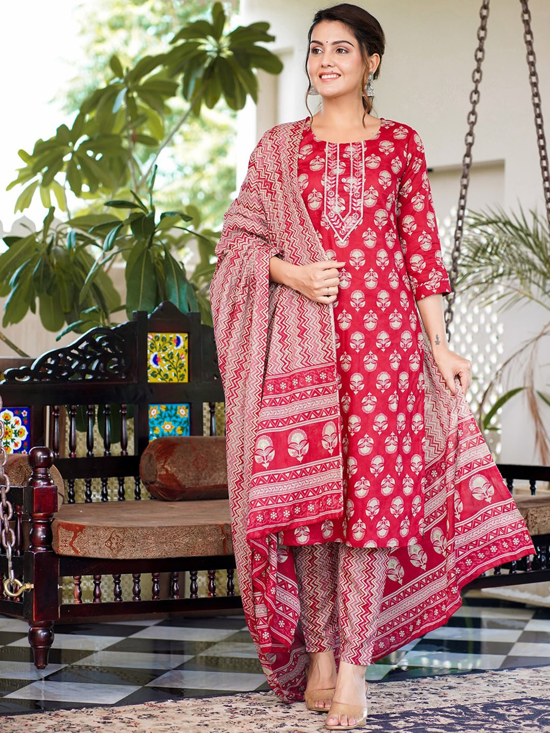 

Yufta Floral Printed Thread Work Pure Cotton Kurta With Trousers & Dupatta, Pink