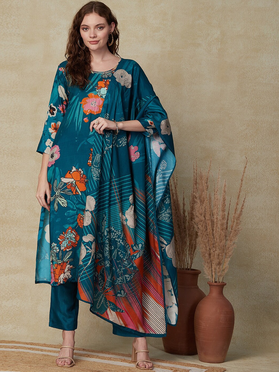 

FASHOR Floral Printed Beads And Stones Kurta With Trousers & Dupatta, Teal